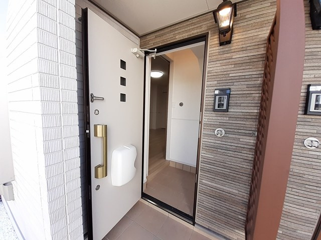 ブリッサの玄関|玄関