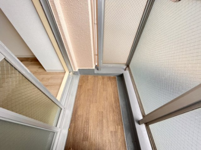 【バルコニー】 | ルミエール淡路East | お洗濯にも便利なバルコニー付き