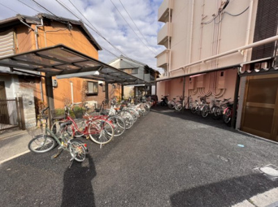 【その他共用部分】 | ルミエール淡路East | 駐輪スペースです