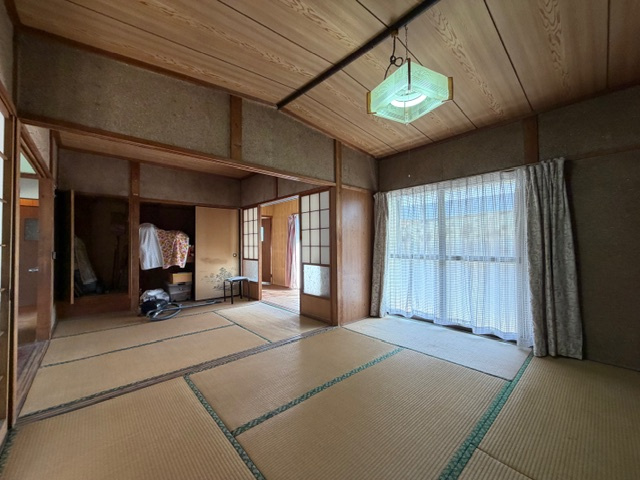 都城市上長飯町の中古一戸建の和室