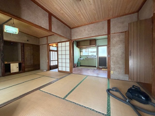 都城市上長飯町の中古一戸建の和室