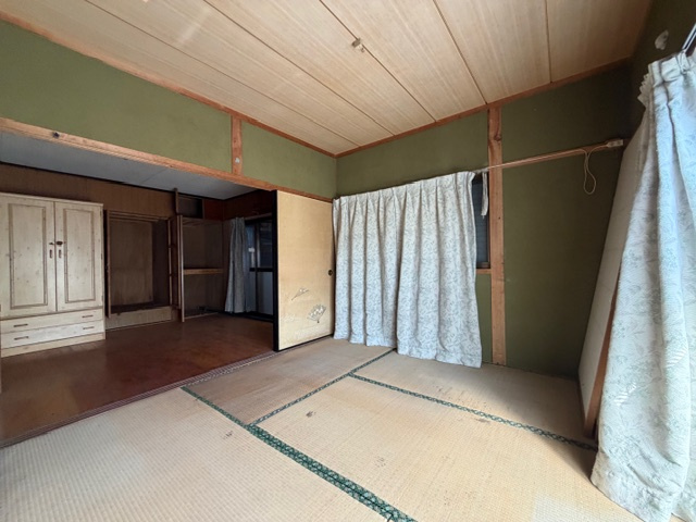 都城市上長飯町の中古一戸建の和室