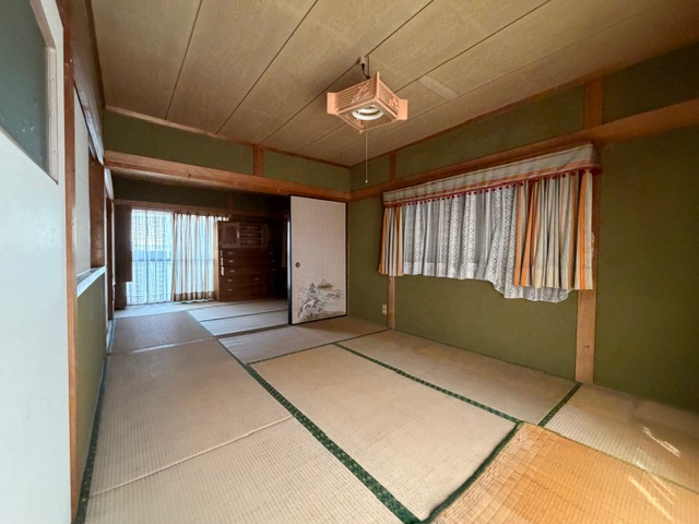 都城市上長飯町の中古一戸建の和室