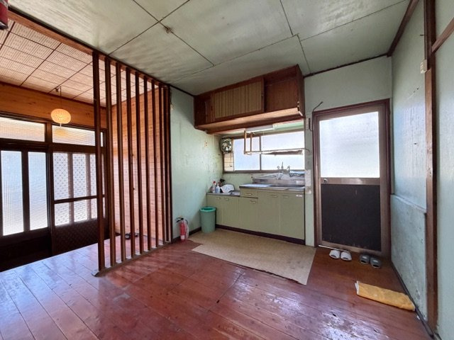 都城市上長飯町の中古一戸建のキッチン