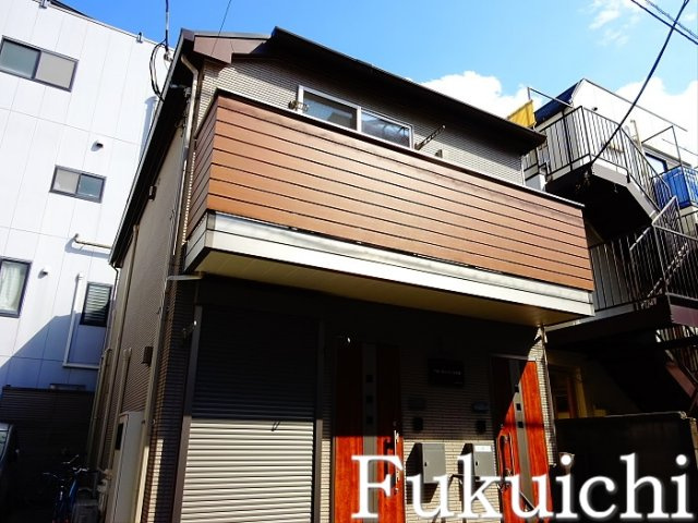 フォレストメゾン中央町の外観