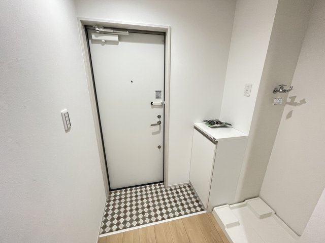 グランシーズ天王台の玄関