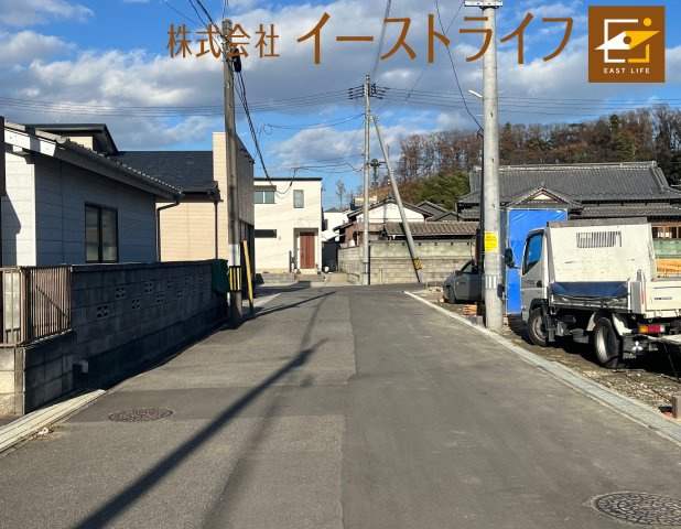 鹿島町船戸第5　全12棟の前面道路含む現地写真|ご参照ください。2024.3月中旬完成予定です。2023.12月撮影。当社ではいわき市の新築建売などの物件を数多く取り扱っております。気になることがございましたら、お気軽にご連絡ください