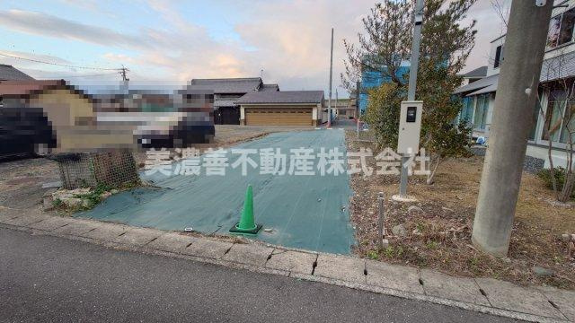 ６０５１７　岐阜市鏡島土地の外観