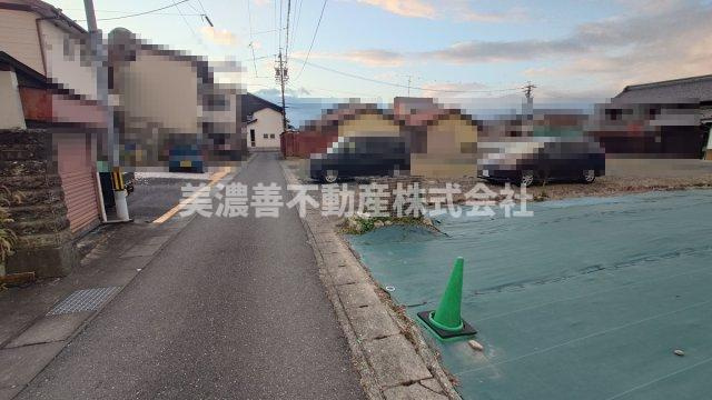 ６０５１７　岐阜市鏡島土地の外観