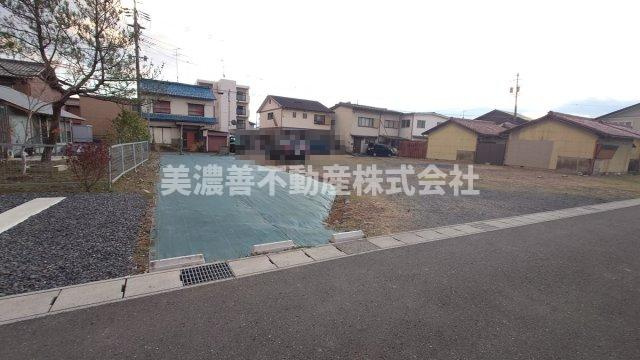 ６０５１７　岐阜市鏡島土地の外観