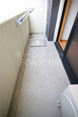 【バルコニー】 | コスモプレミアムベイ大阪 | 落ち着いた時間を過ごせるバルコニーです