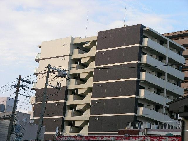 【外観】 | コスモプレミアムベイ大阪 | 外観は落ち着いています