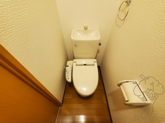 サーペント中津のトイレ