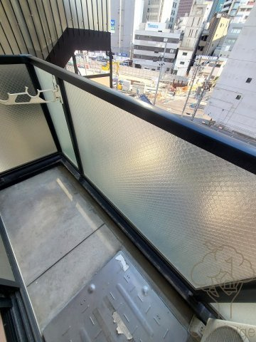サーペント中津のバルコニー