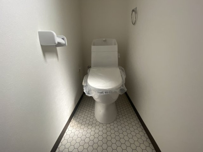 【トイレ】 | 北五葉５丁目　中古戸建 | 2階トイレです。