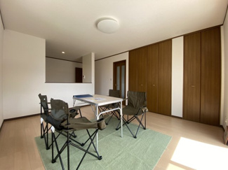 【居間・リビング】 | 北五葉５丁目　中古戸建