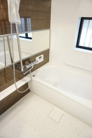 中古戸建　四條畷市中野3丁目（平成8年築）の浴室