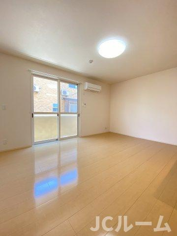 ハイツ９４３ Aの居間・リビング