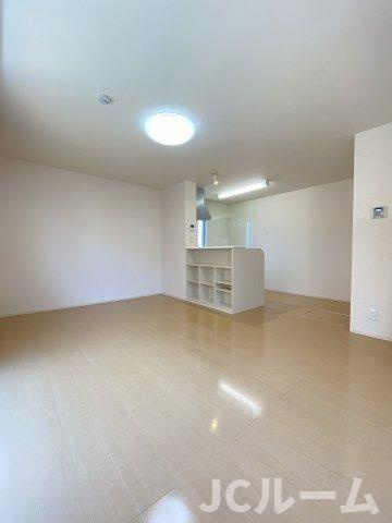 ハイツ９４３　Aの居間・リビング