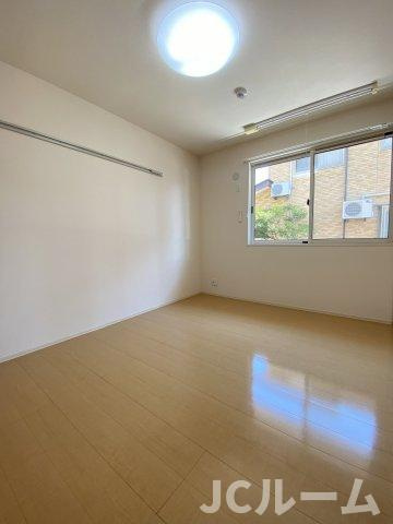 ハイツ９４３　Aの洋室