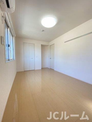 ハイツ９４３　Aの洋室