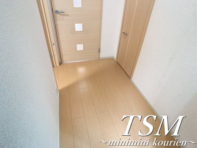 フェニックス・Ｍの玄関