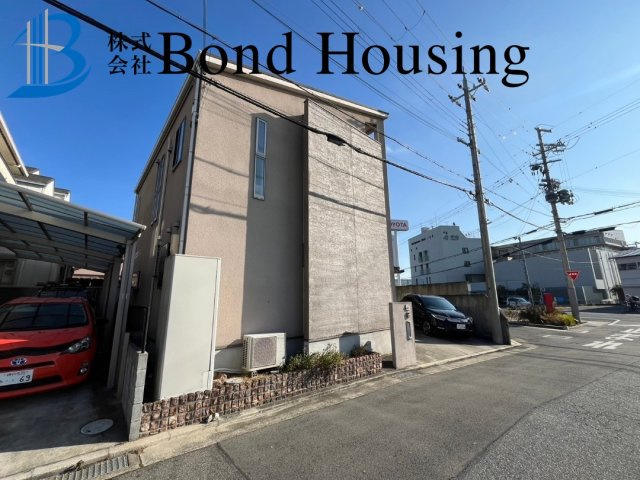 「勝美住宅施工」「オール電化」魚住町金ケ崎　築18年の前面道路含む現地写真