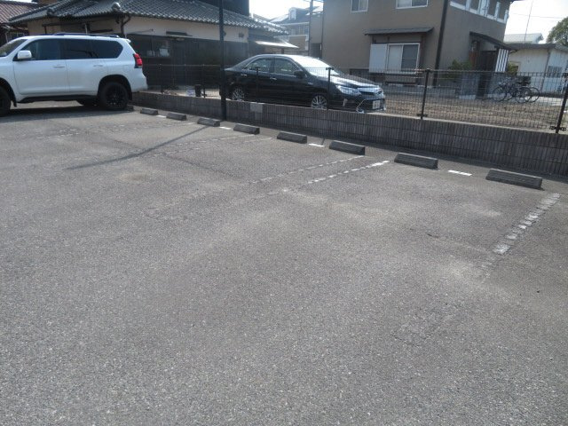 アネックス天満の駐車場