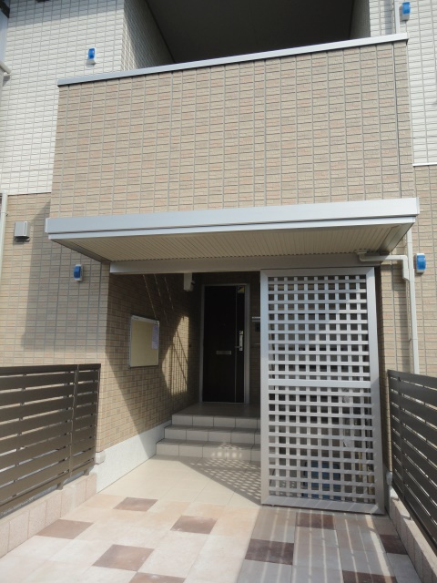 ニューライフつぶく5のエントランス|清潔なエントランスです