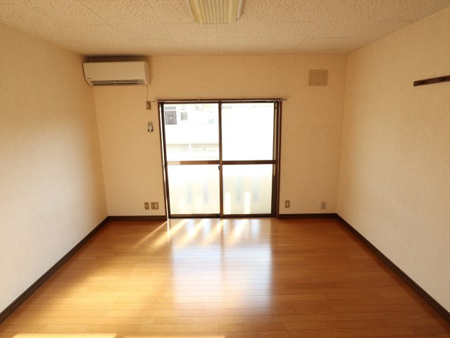 コーポあいA棟　の洋室