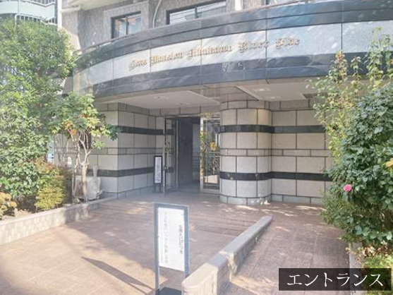 ライオンズマンション菊川リバーサイドのエントランス