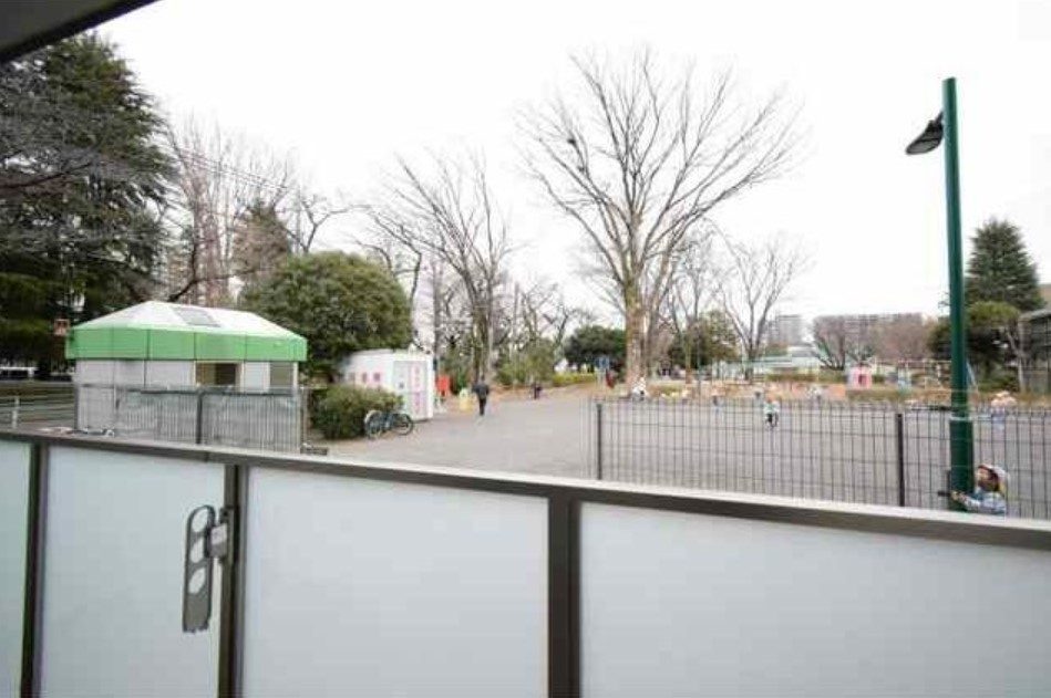 テオリア府中のバルコニー