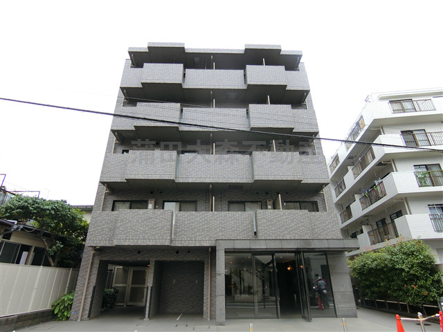 ルーブル蒲田南伍番館の外観