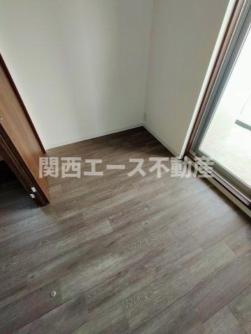  | AELL OSAKA EAST