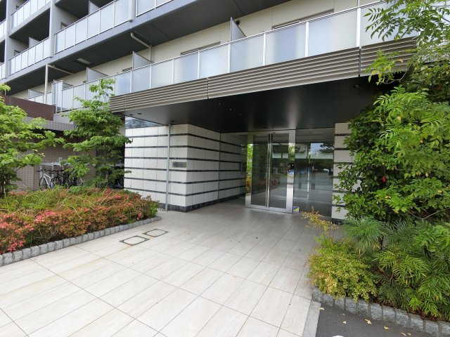 グランカーサ行徳のエントランス