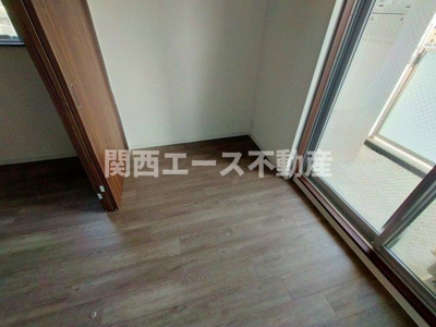  | AELL OSAKA EAST
