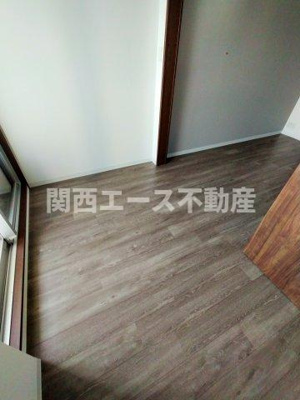  | AELL OSAKA EAST