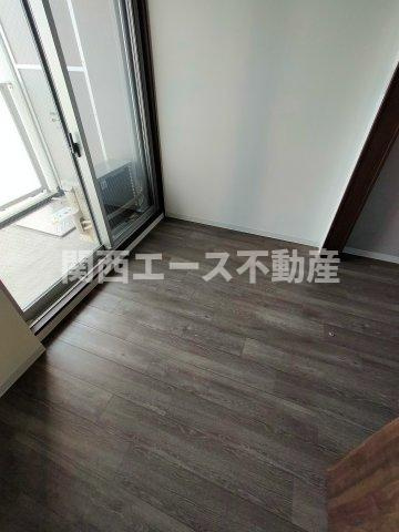  | AELL OSAKA EAST