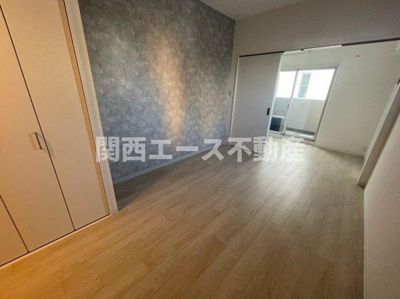  | AELL OSAKA EAST