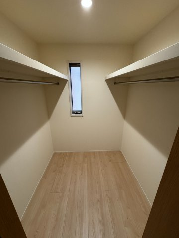 府中市四谷3丁目戸建の収納