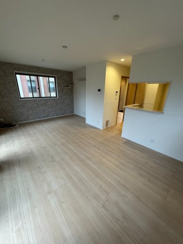 府中市四谷3丁目戸建の居間・リビング