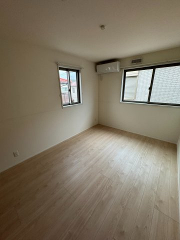 府中市四谷3丁目戸建の洋室