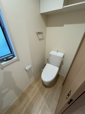 府中市四谷3丁目戸建のトイレ
