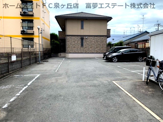 ヴェルドミールⅡの駐車場