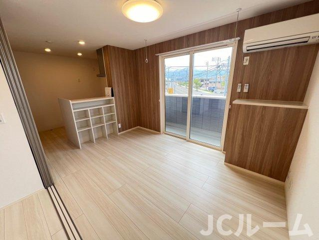 ラナンキュラスの居間・リビング