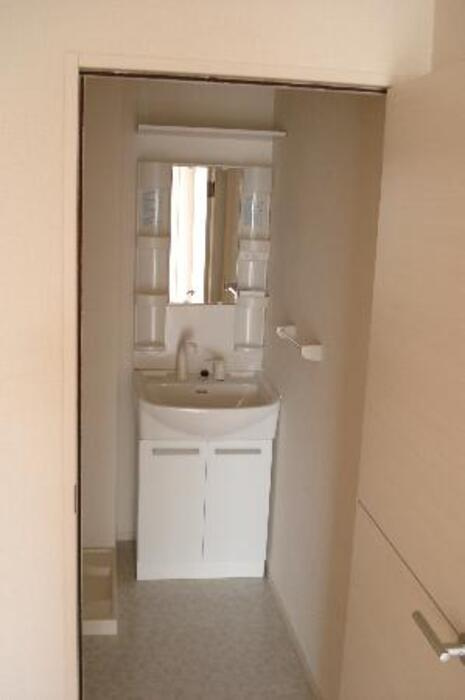 レーブフレシールの独立洗面台|洗髪洗面化粧台