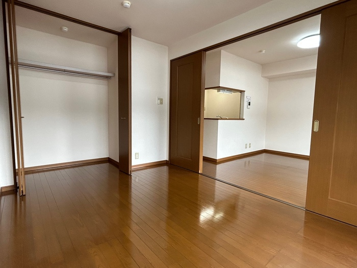 メゾン２８６の内装|南洋室