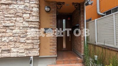 【エントランス】 | ルーブル参番館