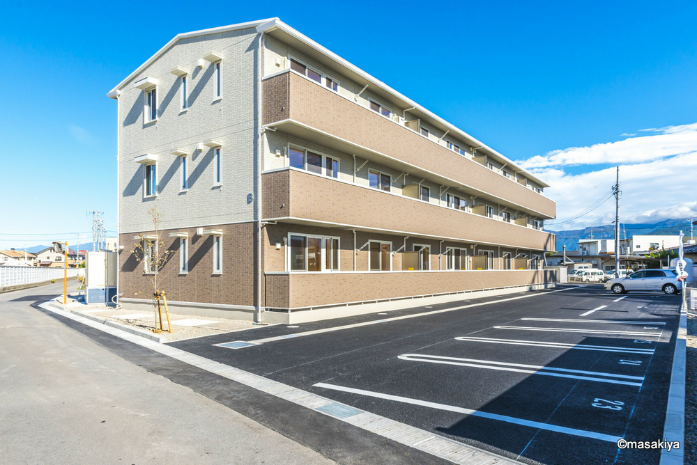 バン・ド・ソレイユの外観