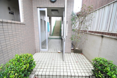 【エントランス】 | エトランゼ宮本3